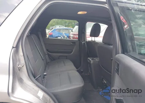 2010 Ford Escape Xlt from USA, damaged, VIN 1FMCU0D76AKD25763